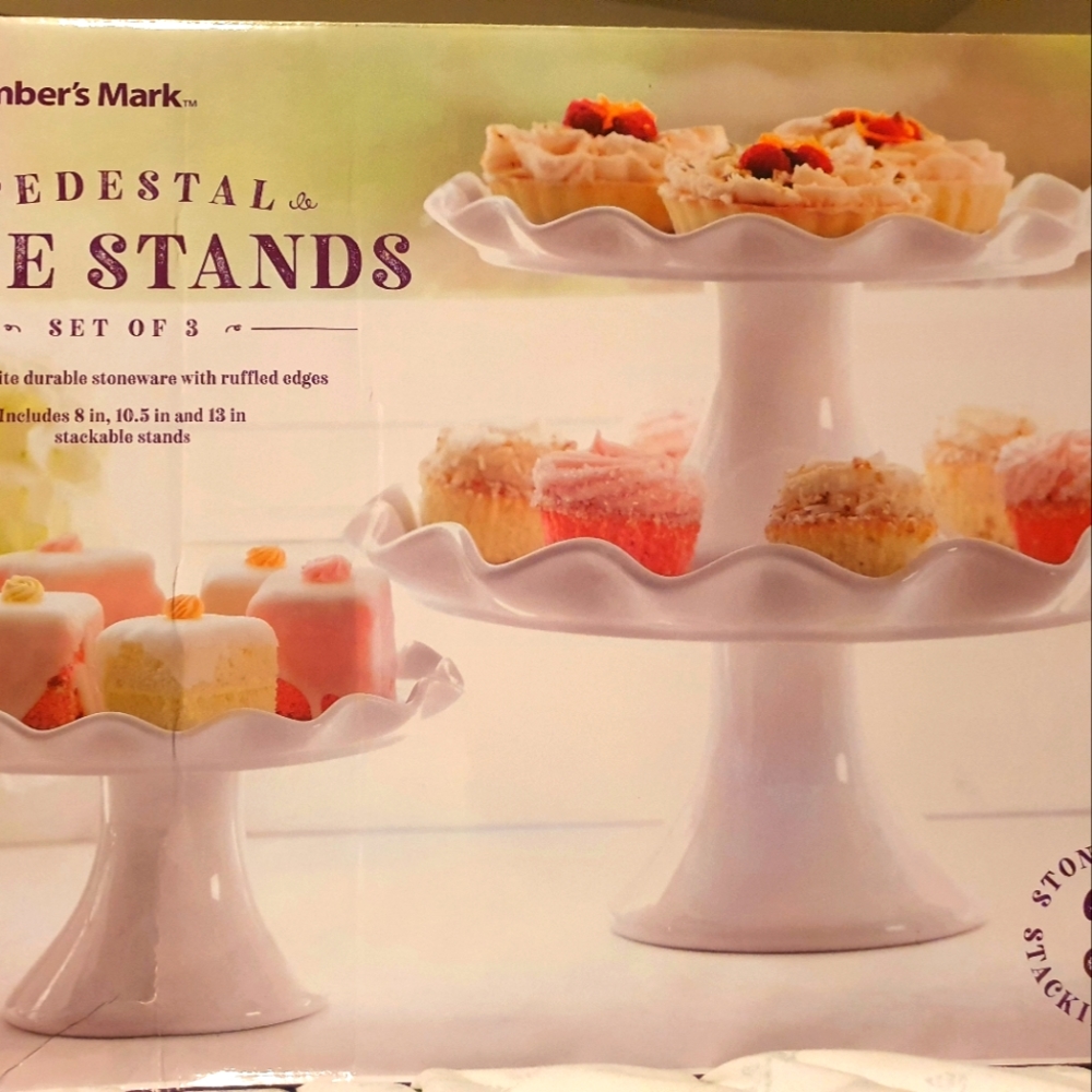 Cake stand